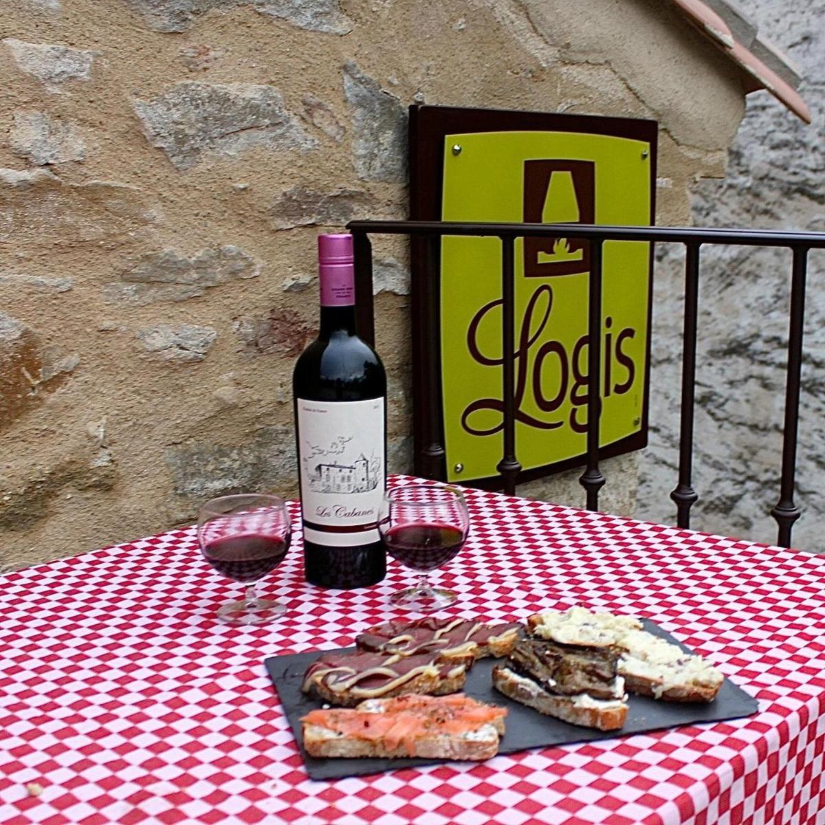 Les Cabanes Dans Les Bois Logis Hotel Villedubert Zewnętrze zdjęcie