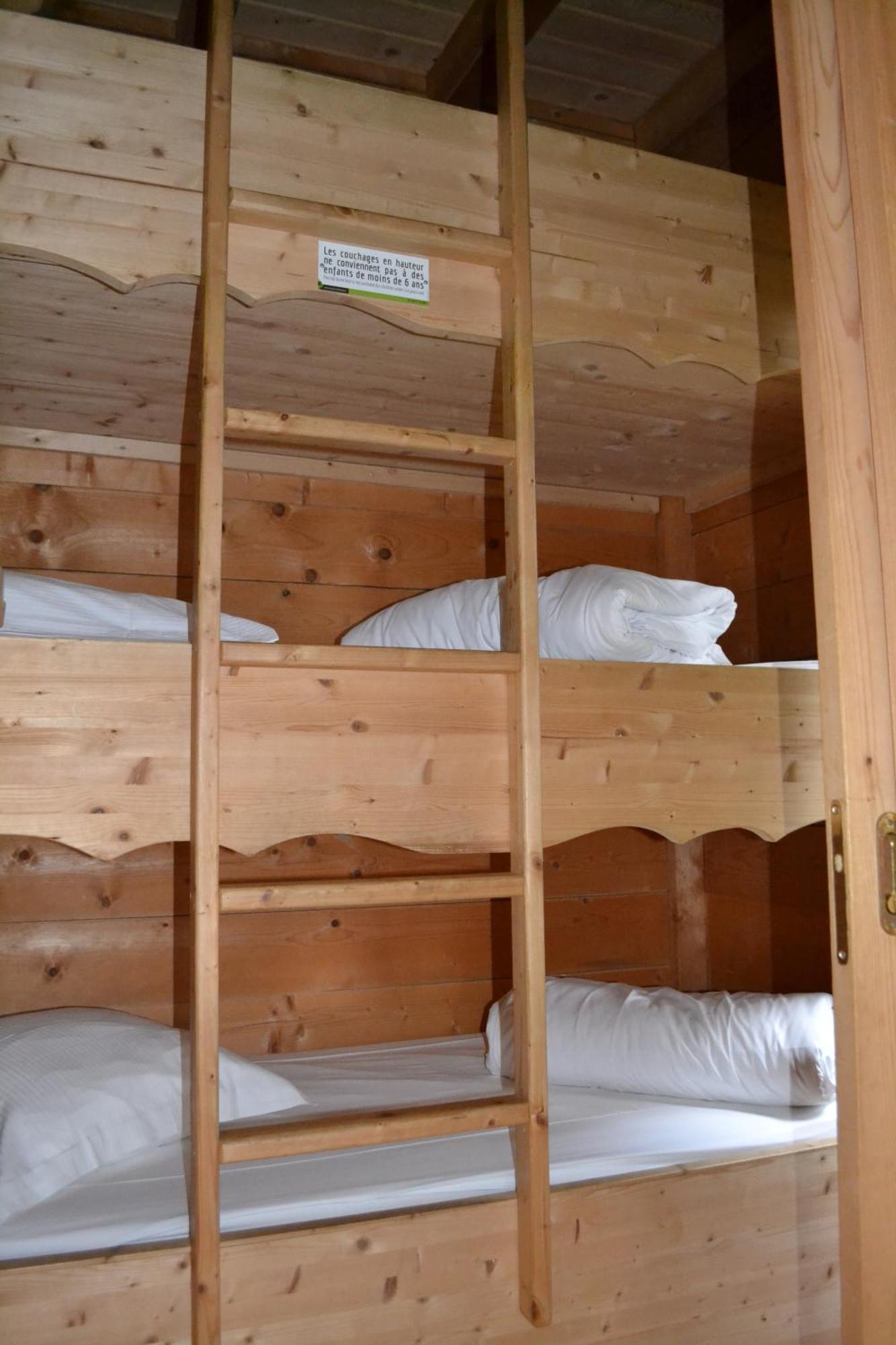 Les Cabanes Dans Les Bois Logis Hotel Villedubert Zewnętrze zdjęcie