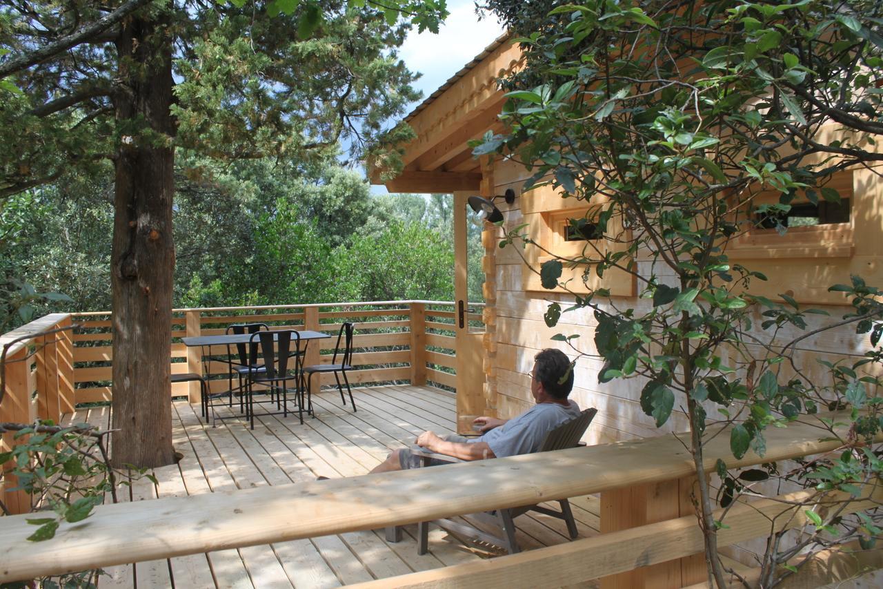 Les Cabanes Dans Les Bois Logis Hotel Villedubert Zewnętrze zdjęcie